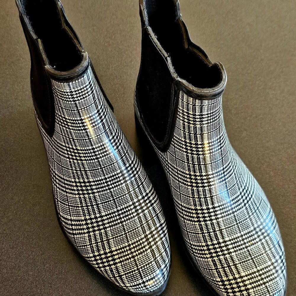 Jeffrey Campbell Womens Rain Boot - Cloudy Chelsea Size 8